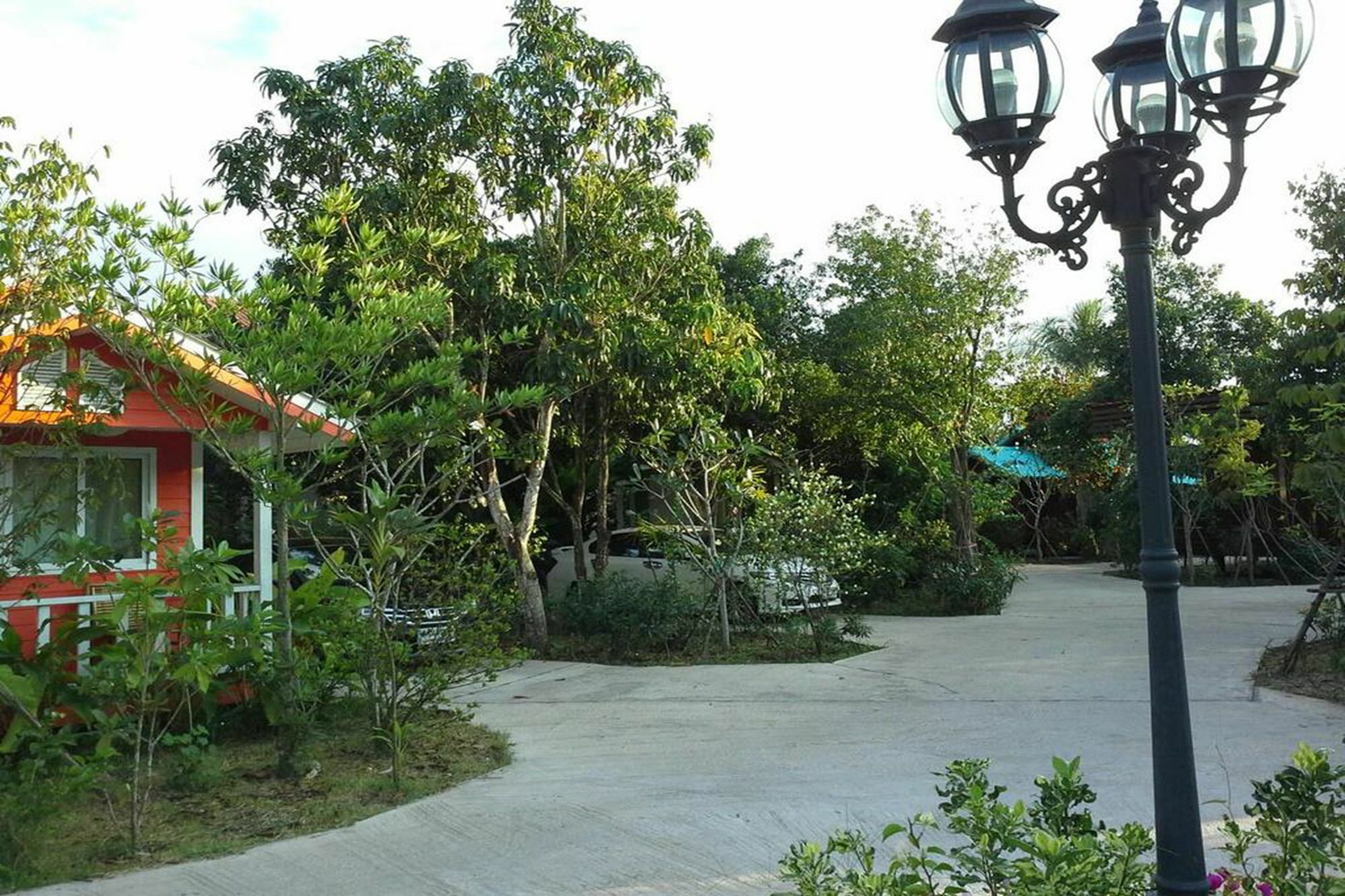 Hug Home Resort براشينبوري المظهر الخارجي الصورة